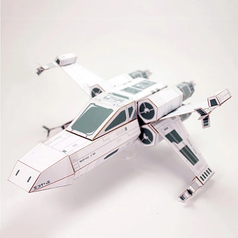 Art Craft Cardboard - X-WING Fighter Modello di carta bianca